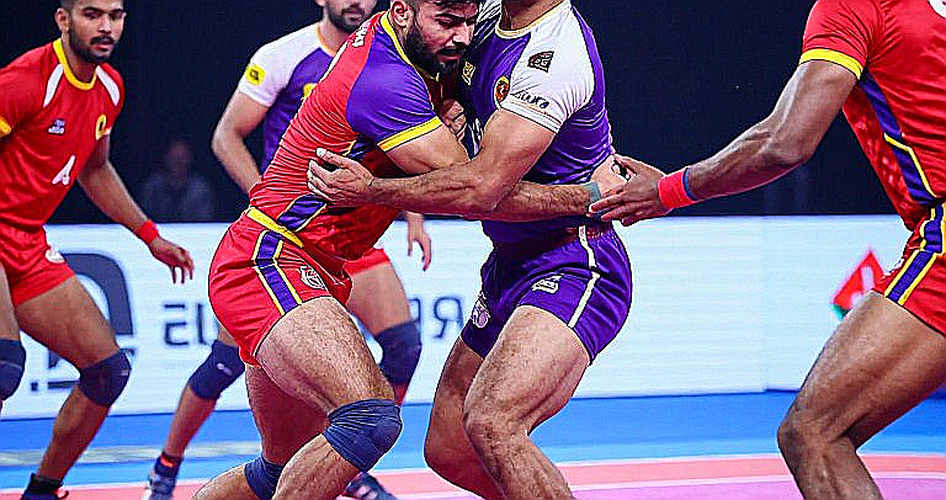 পাওয়ান সেহরাওয়াত কেন শুরুর সাতজনে ছিলেন না: ভারত-ইরান ফাইনালের সিদ্ধান্তটা আসলে কি ফর্মের নাকি ঘড়ির?